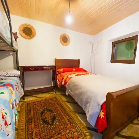 La Casita Encendida *
