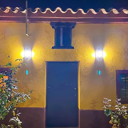 La Casita Encendida * Villamayor de Campos